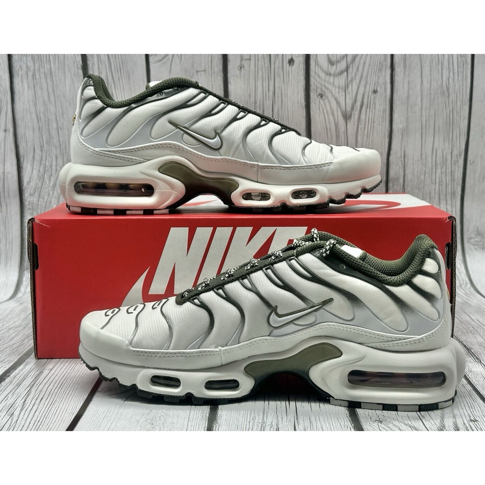 Nike Air Max Plus Phantom Neutral Olive FB9722-001 Men's Size 6 New w/ Box